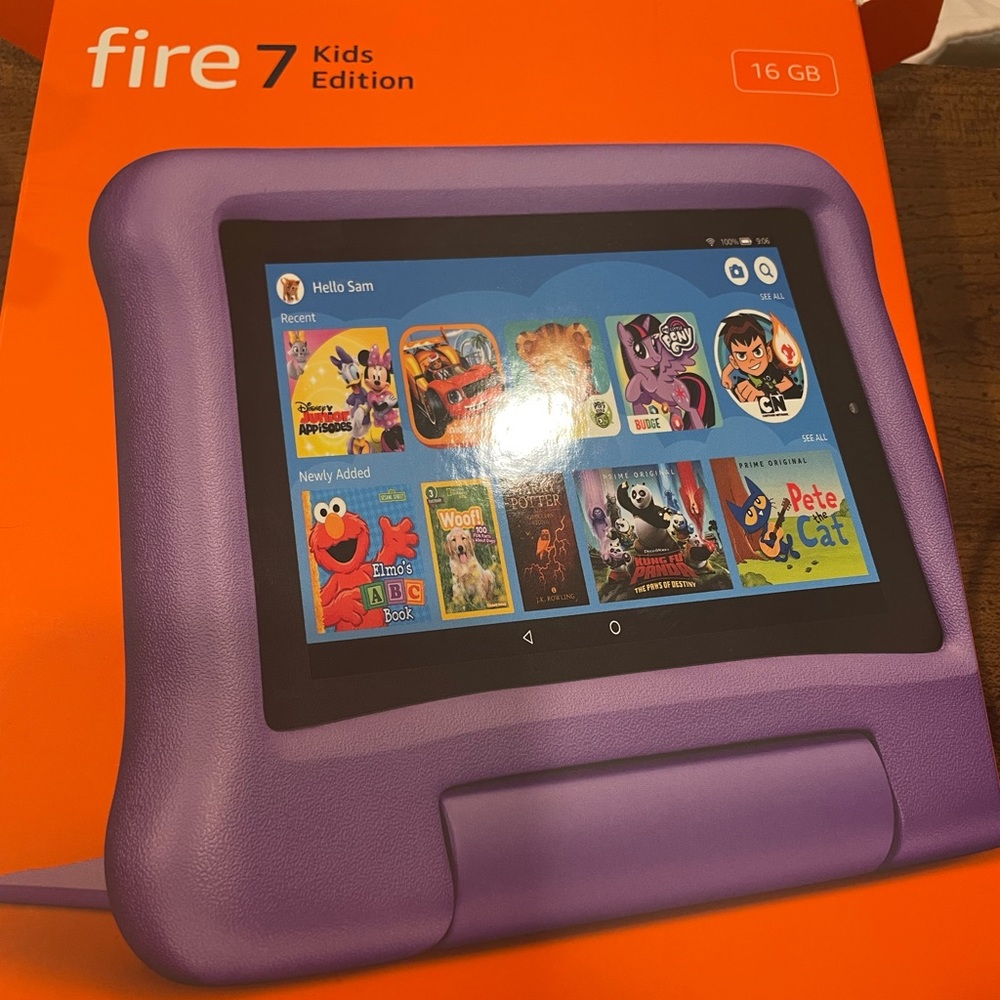 Kids Fire tablet 7-never used only turned on once